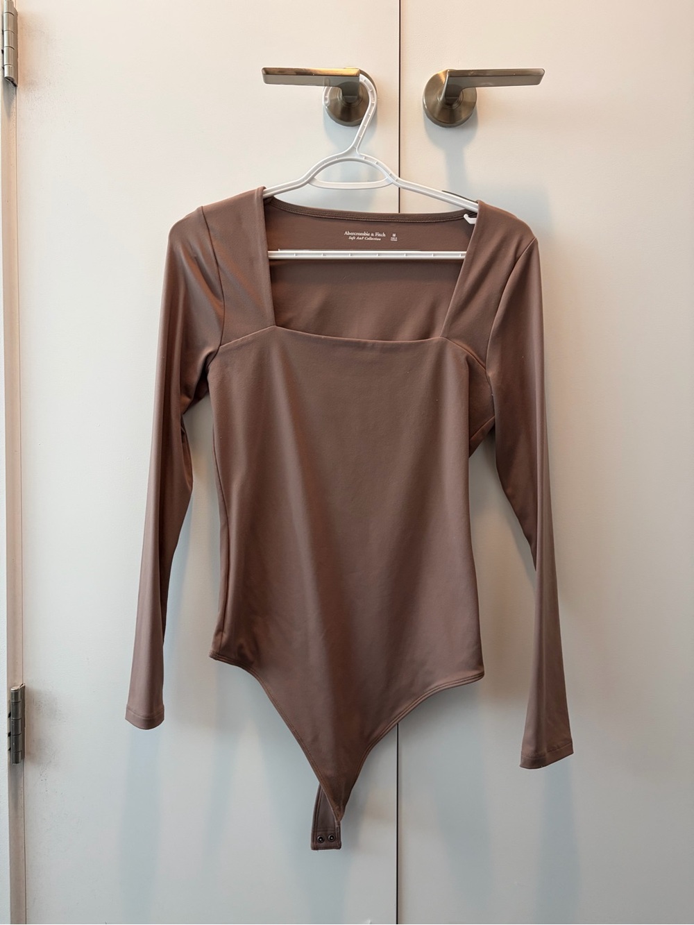 Abercrombie Dusty Rose Square-Neck Long-Sleeve Bodysuit